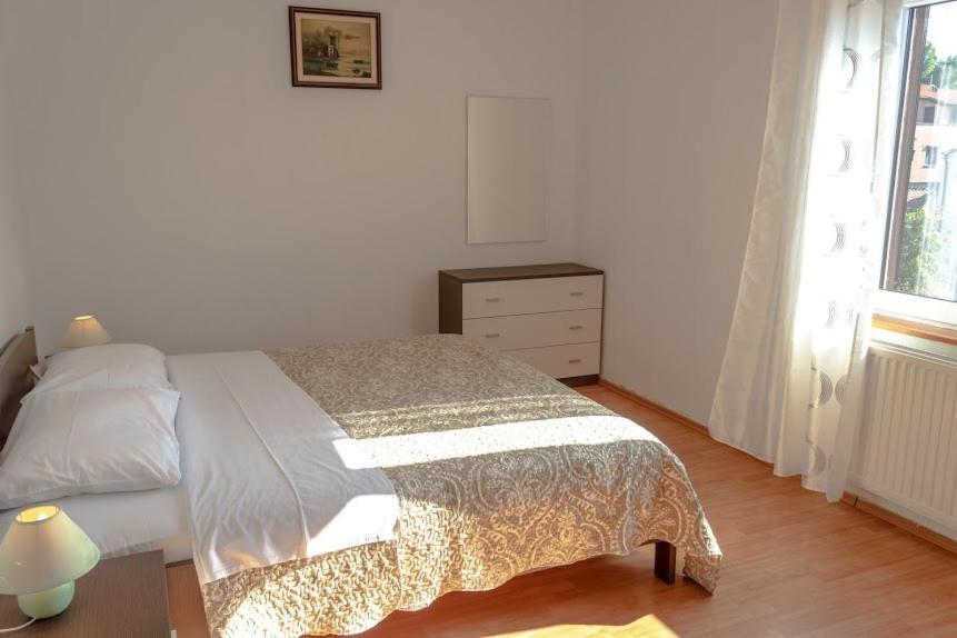 Apartments Ellen Banjole Kültér fotó